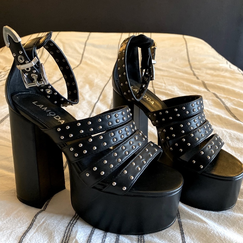 LAMODA Black Platform Studded Faux Leather Heels / Sandals